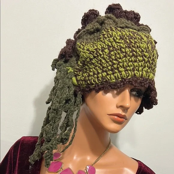 Handcrafted Multicolor Crochet Hat Made by Minga | Unisex Crochet Multicolor Striped Fall  main image 4